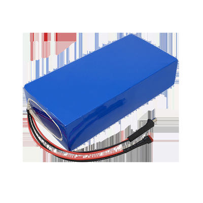 batterie solaire de cas de 12V 65Ah LifePO4 de lithium imperméable rechargeable de stockage pour le réverbère solaire